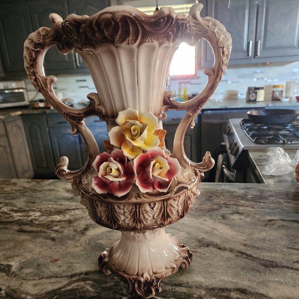 Large Capodimonte Vase